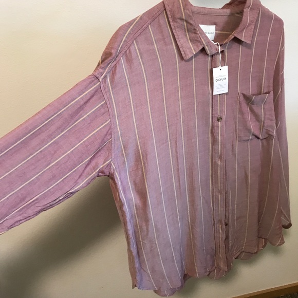American Eagle Outfitters Tops - AEO Washed Long Sleeve Flannel
